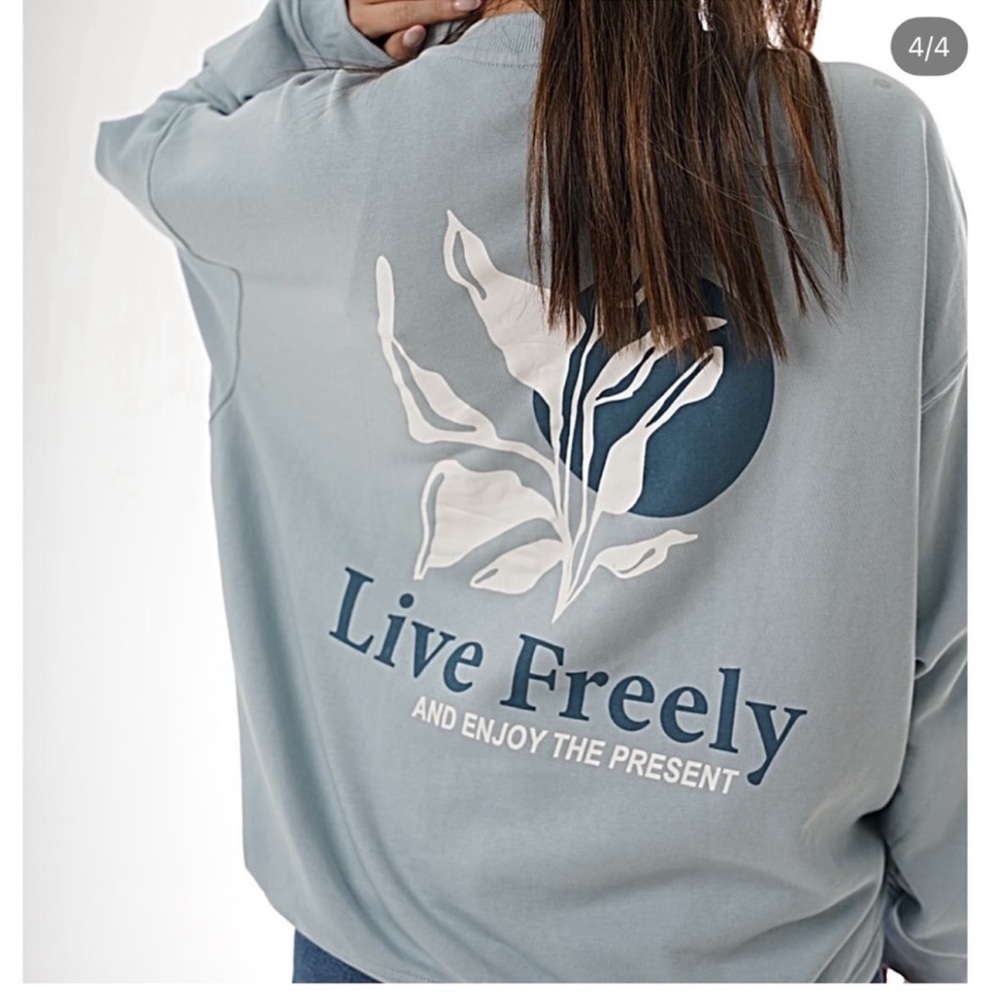 Primary oversized sweatshirt Light Blue Women's Relaxed Crewneck Sweatshirt - Picture 3 of 7